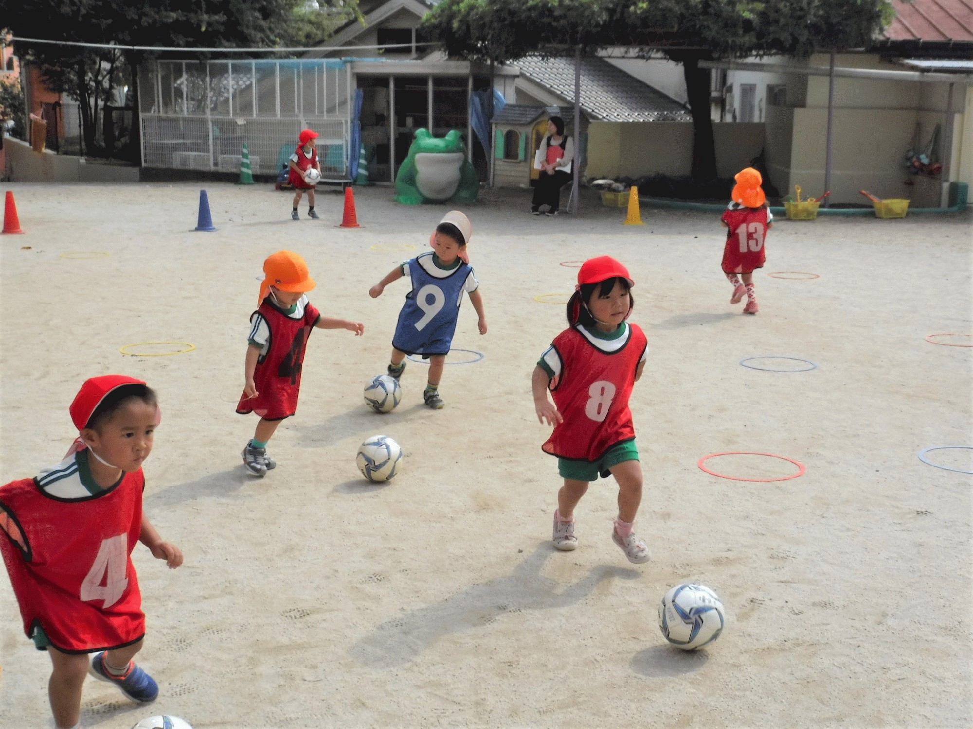 本物体験 サッカー キッズダンス 空手 選択制 山ゆり幼稚園